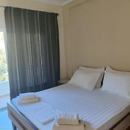 Casa Blanca * Himare